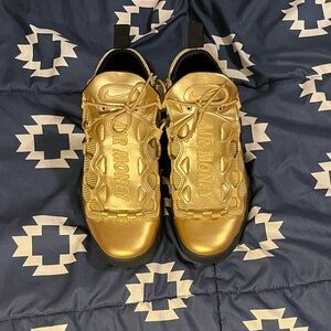 Nike Gold Mens Shoes
